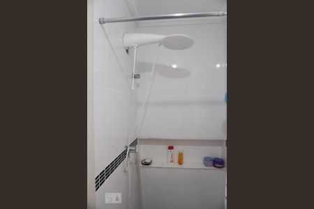 Casa à venda com 170m², 4 quartos e 4 vagas Casa à venda com 170m², 4 quartos e 4 vagasBanheiro da Suíte 2
