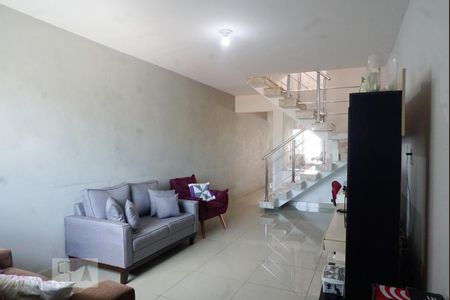 Sala de casa à venda com 4 quartos, 170m² em Vila Guilhermina, São Paulo