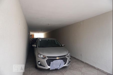 Casa à venda com 170m², 4 quartos e 4 vagas Casa à venda com 170m², 4 quartos e 4 vagasGaragem
