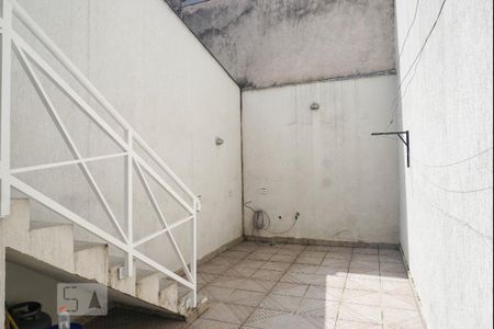 Casa à venda com 170m², 4 quartos e 4 vagas Casa à venda com 170m², 4 quartos e 4 vagasQuintal