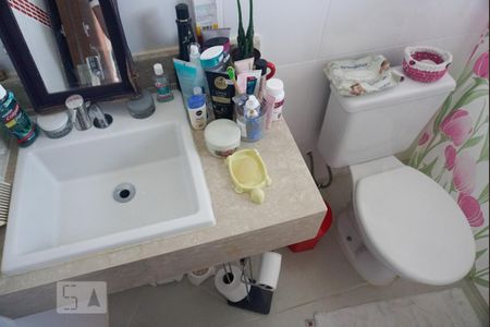 Casa à venda com 170m², 4 quartos e 4 vagas Casa à venda com 170m², 4 quartos e 4 vagasBanheiro da Suíte 1