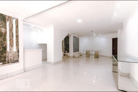 Sala 1 de casa para alugar com 4 quartos, 545m² em Federação, Salvador