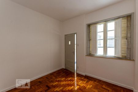 Sala de apartamento para alugar com 1 quarto, 31m² em Centro, Niterói