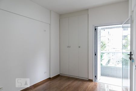 Suíte de apartamento para alugar com 3 quartos, 120m² em Embaré, Santos