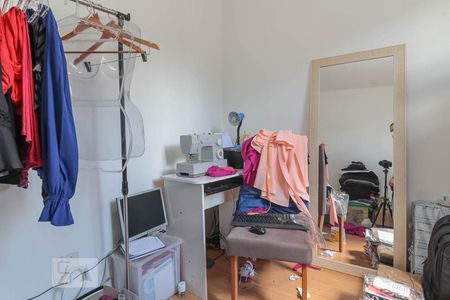 Quarto 1 de apartamento para alugar com 2 quartos, 45m² em Vila Cosmopolita, São Paulo