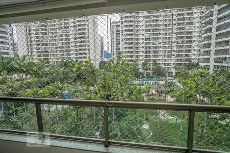 Vista do Quarto 1 de apartamento para alugar com 3 quartos, 97m² em Jacarepaguá, Rio de Janeiro