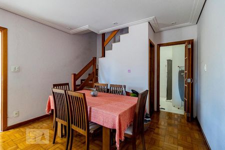 Sala de casa para alugar com 3 quartos, 140m² em Parque Jabaquara, São Paulo