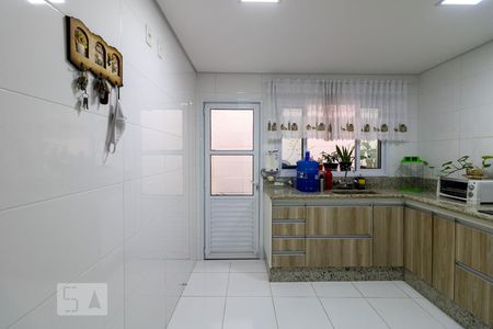 Cozinha de casa à venda com 3 quartos, 180m² em Vila Pires, Santo André