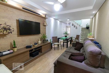 Sala de casa à venda com 3 quartos, 180m² em Vila Pires, Santo André