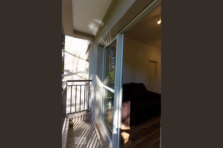 Varanda da Sala de apartamento para alugar com 1 quarto, 38m² em Granja Viana, Cotia