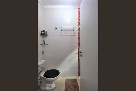 Banheiro da Suíte de apartamento à venda com 3 quartos, 67m² em Vila Eldízia, Santo André