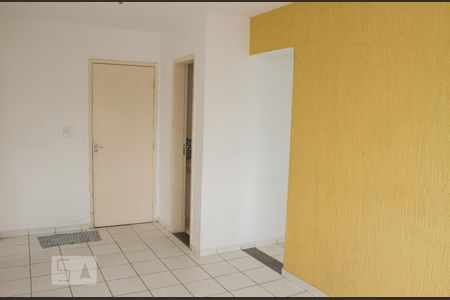 Sala de apartamento à venda com 2 quartos, 42m² em Quintino Bocaiúva, Rio de Janeiro