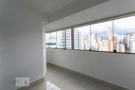 Varanda de apartamento para alugar com 2 quartos, 83m² em Funcionários, Belo Horizonte