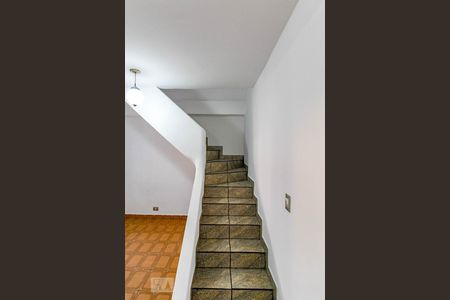 Escada de casa para alugar com 3 quartos, 140m² em Vila Planalto, Guarulhos