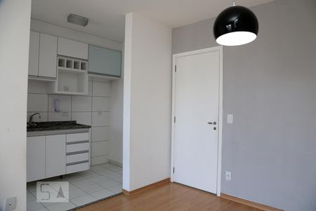 Sala  de apartamento para alugar com 2 quartos, 48m² em Vila Andrade, São Paulo