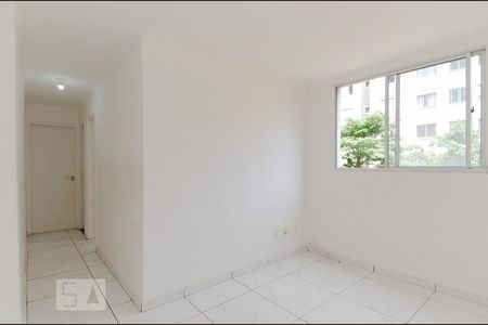 Sala de apartamento para alugar com 2 quartos, 44m² em Vila Bremen, Guarulhos