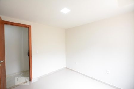 Quarto 1 de apartamento para alugar com 3 quartos, 81m² em Penha, Rio de Janeiro