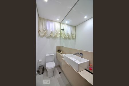 Lavabo da Sala de casa à venda com 4 quartos, 340m² em Anchieta, São Bernardo do Campo