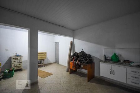 Casa para alugar com 350m², 5 quartos e 5 vagas Casa para alugar com 350m², 5 quartos e 5 vagasAdega