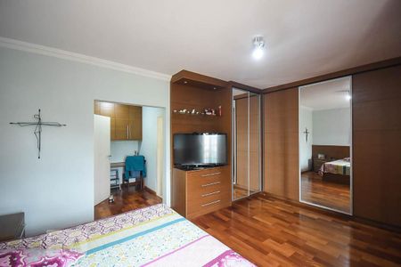 Casa para alugar com 350m², 5 quartos e 5 vagas Casa para alugar com 350m², 5 quartos e 5 vagasSuíte 3