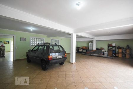 Casa para alugar com 350m², 5 quartos e 5 vagas Casa para alugar com 350m², 5 quartos e 5 vagasGaragem