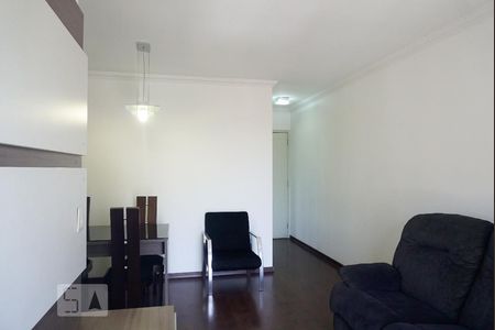 Sala de apartamento à venda com 3 quartos, 68m² em Vila Araguaia, São Paulo