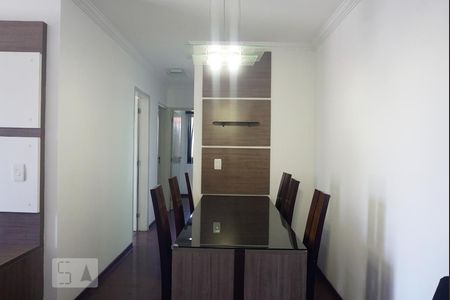 Sala de apartamento à venda com 3 quartos, 68m² em Vila Araguaia, São Paulo