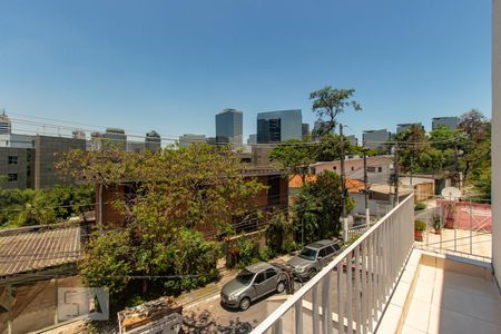 Quarto 1 de casa à venda com 3 quartos, 200m² em Vila Tramontano, São Paulo