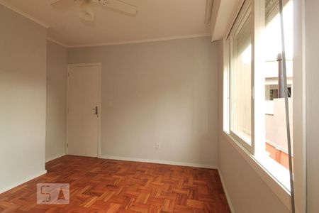 Quarto de apartamento à venda com 1 quarto, 43m² em Partenon, Porto Alegre