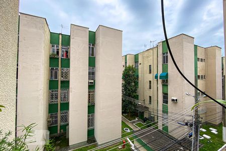 Vista Sala de apartamento à venda com 2 quartos, 65m² em Brás de Pina, Rio de Janeiro