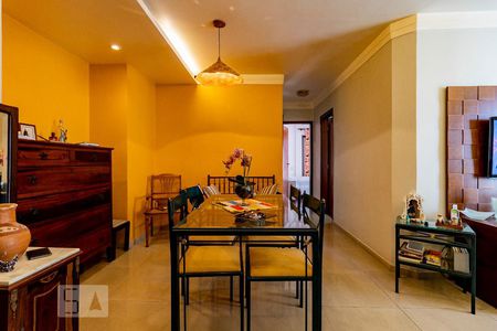 Sala de apartamento para alugar com 3 quartos, 115m² em Chácara Inglesa, São Paulo