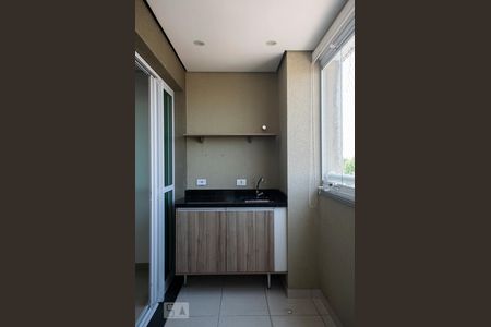 SACADA SALA de apartamento para alugar com 2 quartos, 55m² em Vila Nova Cachoeirinha, São Paulo