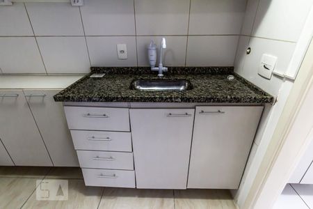 Cozinha de kitnet/studio para alugar com 1 quarto, 36m² em Bela Vista, São Paulo