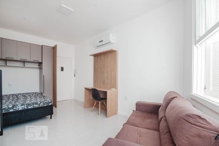 Studio de kitnet/studio à venda com 1 quarto, 30m² em Independência, Porto Alegre