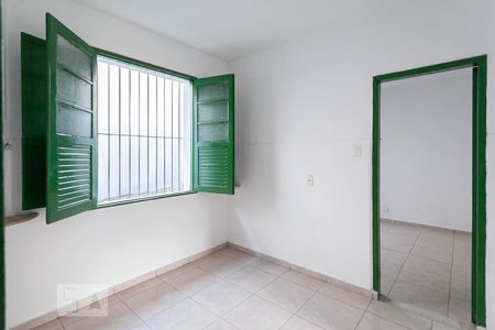 Sala 2 de casa para alugar com 3 quartos, 136m² em Pompéia, Belo Horizonte