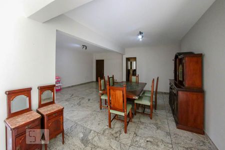 Apartamento à venda com 180m², 4 quartos e 2 vagasSala
