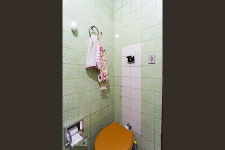 Casa à venda com 80m², 2 quartos e 1 vaga Casa à venda com 80m², 2 quartos e 1 vagaBanheiro