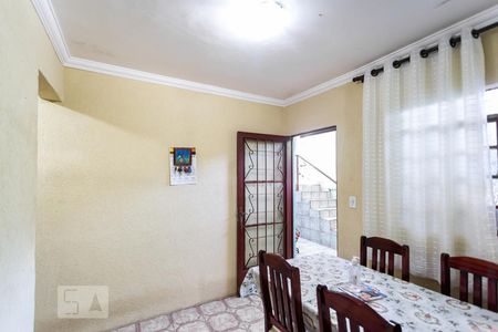 Sala de casa à venda com 2 quartos, 80m² em Pestana, Osasco