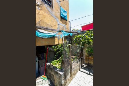 Casa à venda com 80m², 2 quartos e 1 vaga Casa à venda com 80m², 2 quartos e 1 vagaQuintal