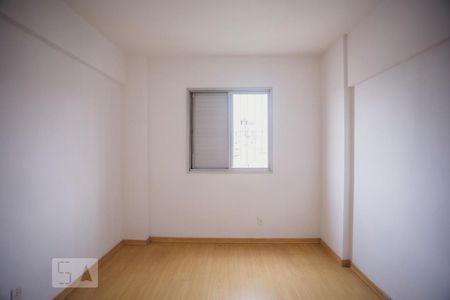 Quarto 1 de apartamento para alugar com 2 quartos, 70m² em Vila Fachini, São Paulo