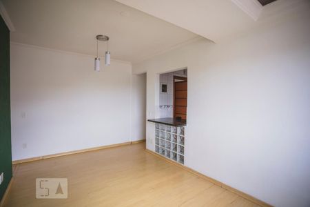 Sala de apartamento para alugar com 2 quartos, 70m² em Vila Fachini, São Paulo