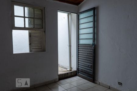 Quarto de casa para alugar com 2 quartos, 40m² em Vila Diva (zona Norte), São Paulo