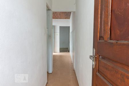 Corredor de casa para alugar com 2 quartos, 40m² em Vila Diva (zona Norte), São Paulo