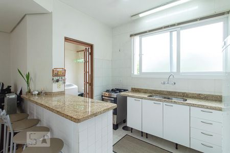 Cozinha de casa à venda com 3 quartos, 157m² em Chácara das Pedras, Porto Alegre