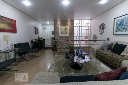 Sala de casa à venda com 3 quartos, 290m² em Vila Alexandria, São Paulo