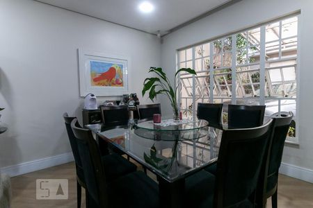 Sala de casa à venda com 3 quartos, 290m² em Vila Alexandria, São Paulo