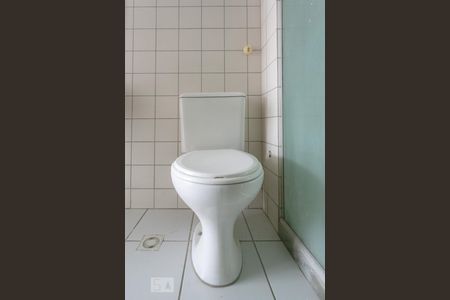 Studio à venda com 30m², 1 quarto e sem vaga Studio à venda com 30m², 1 quarto e sem vagaBanheiro