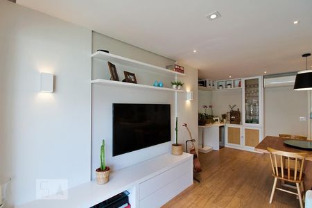 Sala de apartamento à venda com 2 quartos, 80m² em Jardim Leonor, São Paulo