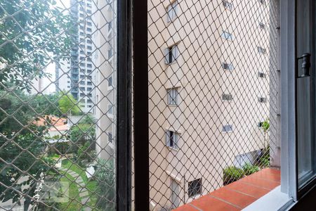 Vista de apartamento para alugar com 3 quartos, 96m² em Indianópolis, São Paulo