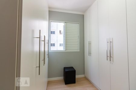 Closet do quarto de apartamento à venda com 2 quartos, 47m² em Padroeira, Osasco